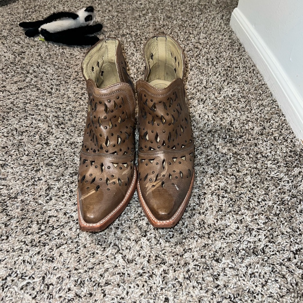 Ariat Brown Leather Ankle Boots